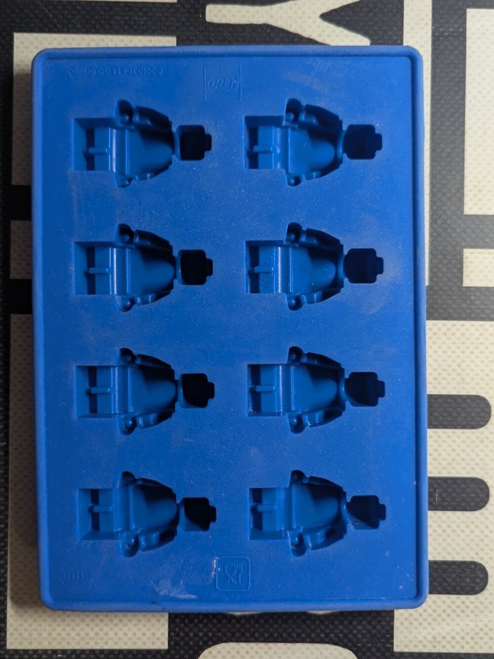 Lego Silicon Mold for 8 Minifigures